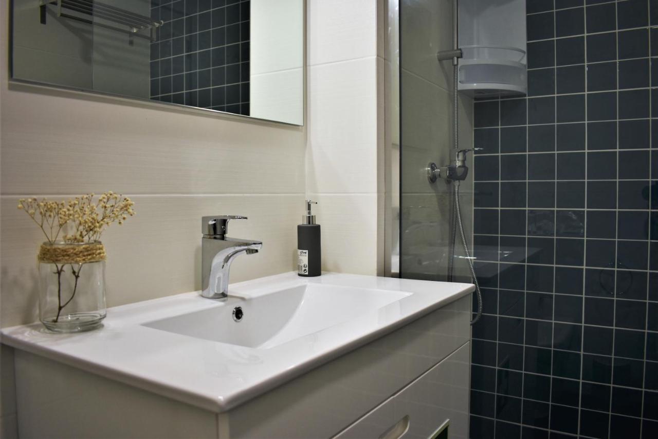 Sky Blue Apartment Πόντα Ντελγκάντα Εξωτερικό φωτογραφία